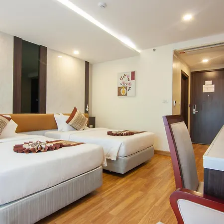 Golden Jomtien Beach Hotel Exterior photo