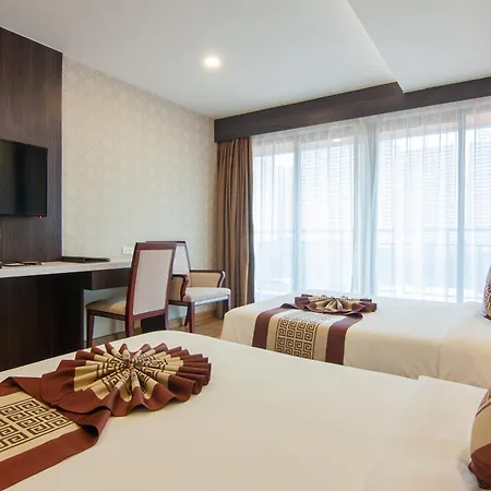 Golden Jomtien Beach Hotel Exterior photo