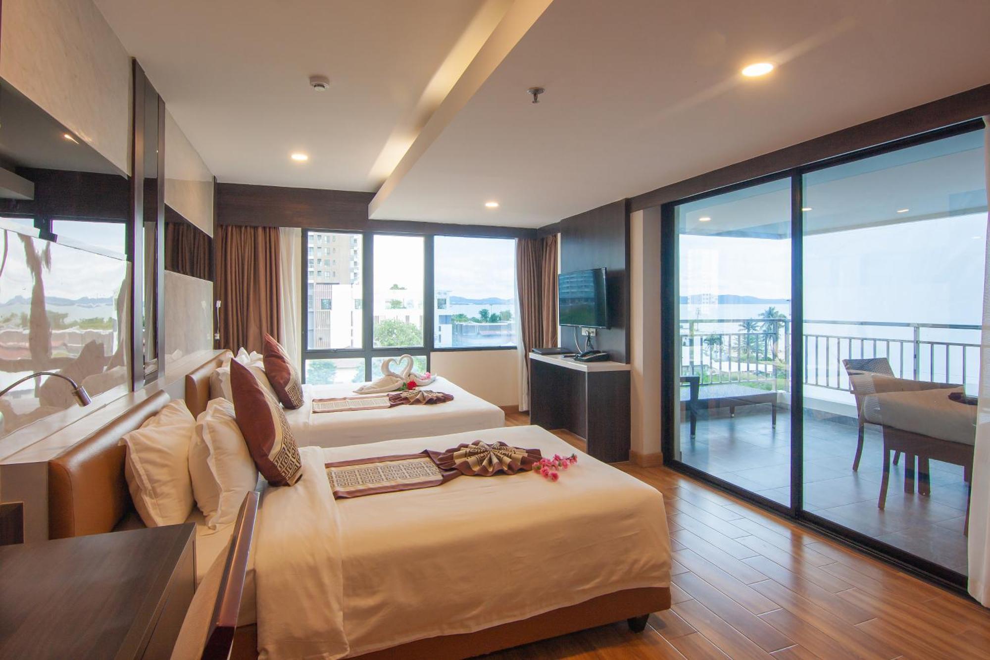 Golden 5* Jomtien Beach
